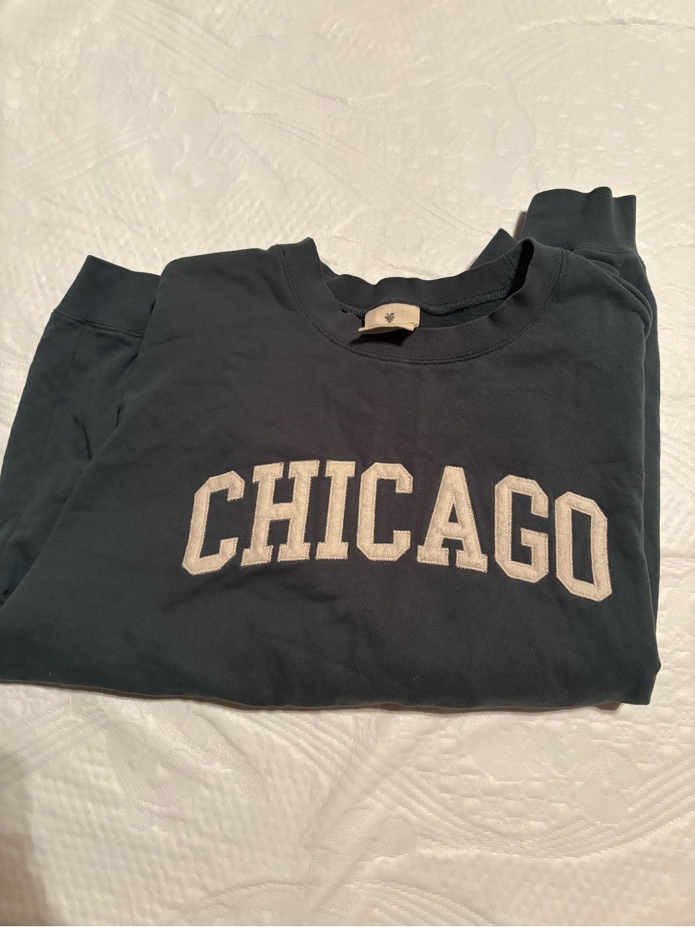 Montage Chicago Crewneck Sweatshirt Adult Large Teal Spellout Pullover - Picture 3 of 3